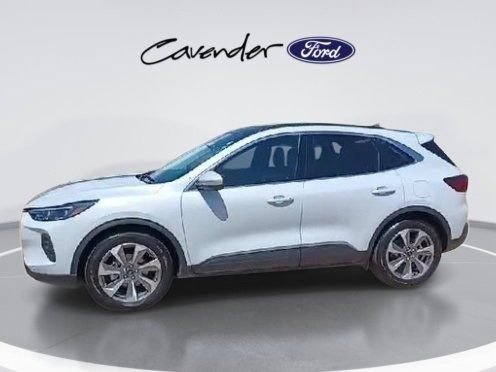 New 2025 Ford Escape Platinum w/ Premium Technology Package FWD image 4