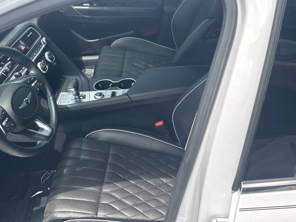 Used 2019 Genesis G70 2.0T Advanced w/ Dynamic Package RWD image 16