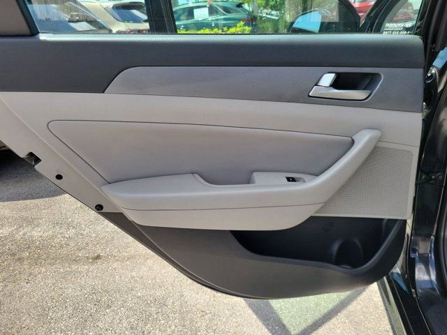 Used 2019 Hyundai Sonata SE FWD image 11