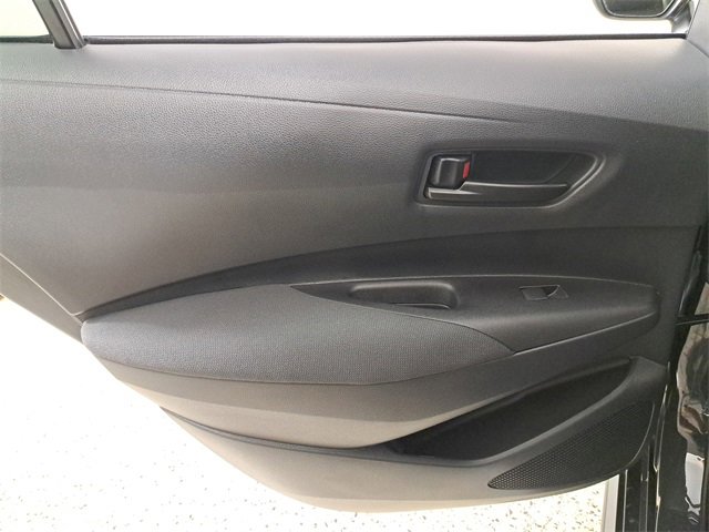 Used 2025 Toyota Corolla LE image 14