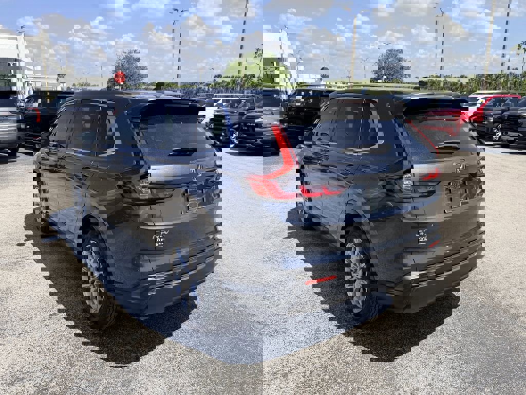 Used 2023 Honda CR-V EX-L image 7