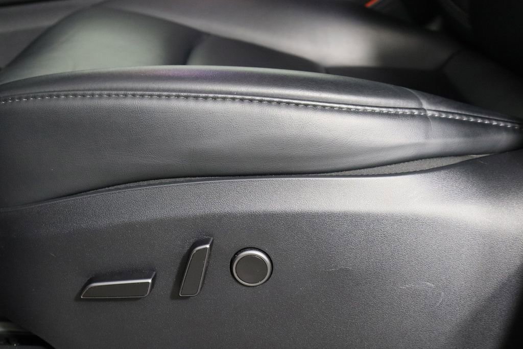 Used 2023 Tesla Model Y Long Range image 19