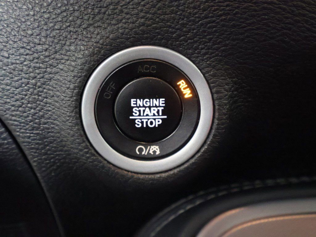 Used 2023 Dodge Challenger R/T image 31