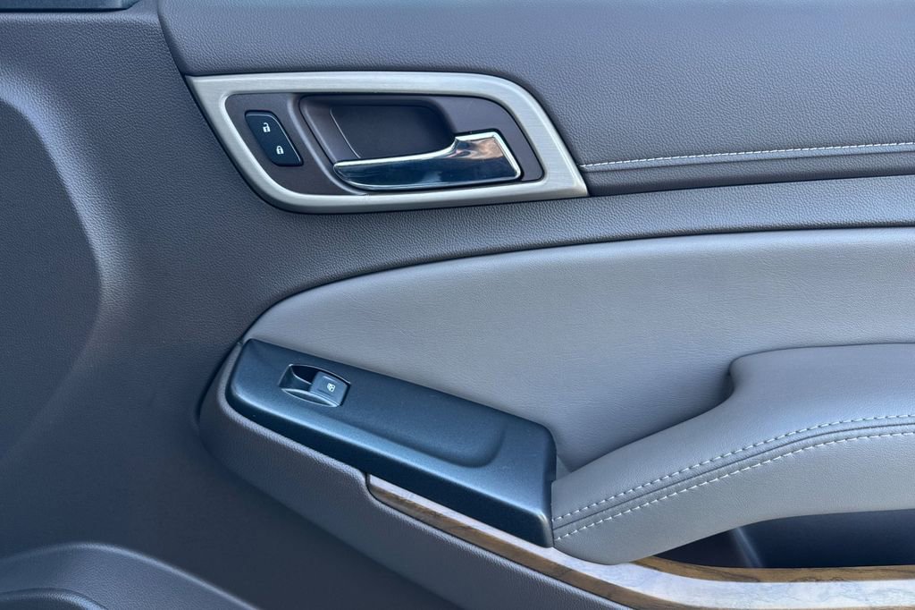 Used 2020 GMC Yukon XL Denali w/ Denali Premium Package image 21