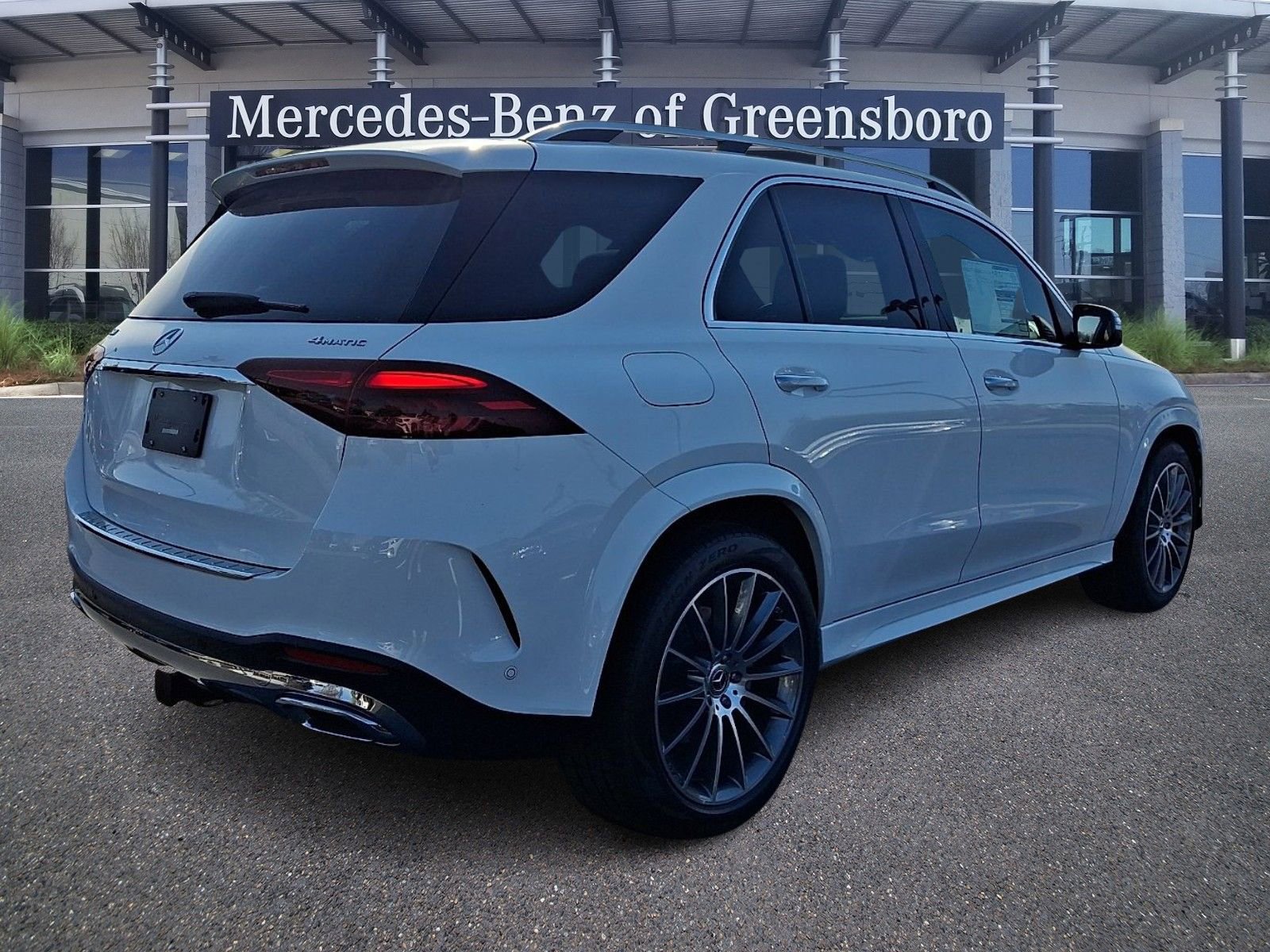 New 2026 Mercedes-Benz GLE 450 4MATIC image 3