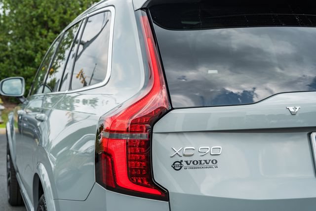 New 2026 Volvo XC90 T8 Plus w/ Protection Package Premier AWD/4WD image 8
