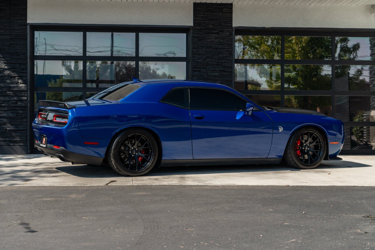 Used 2019 Dodge Challenger SRT Hellcat w/ Laguna Leather Package RWD image 9