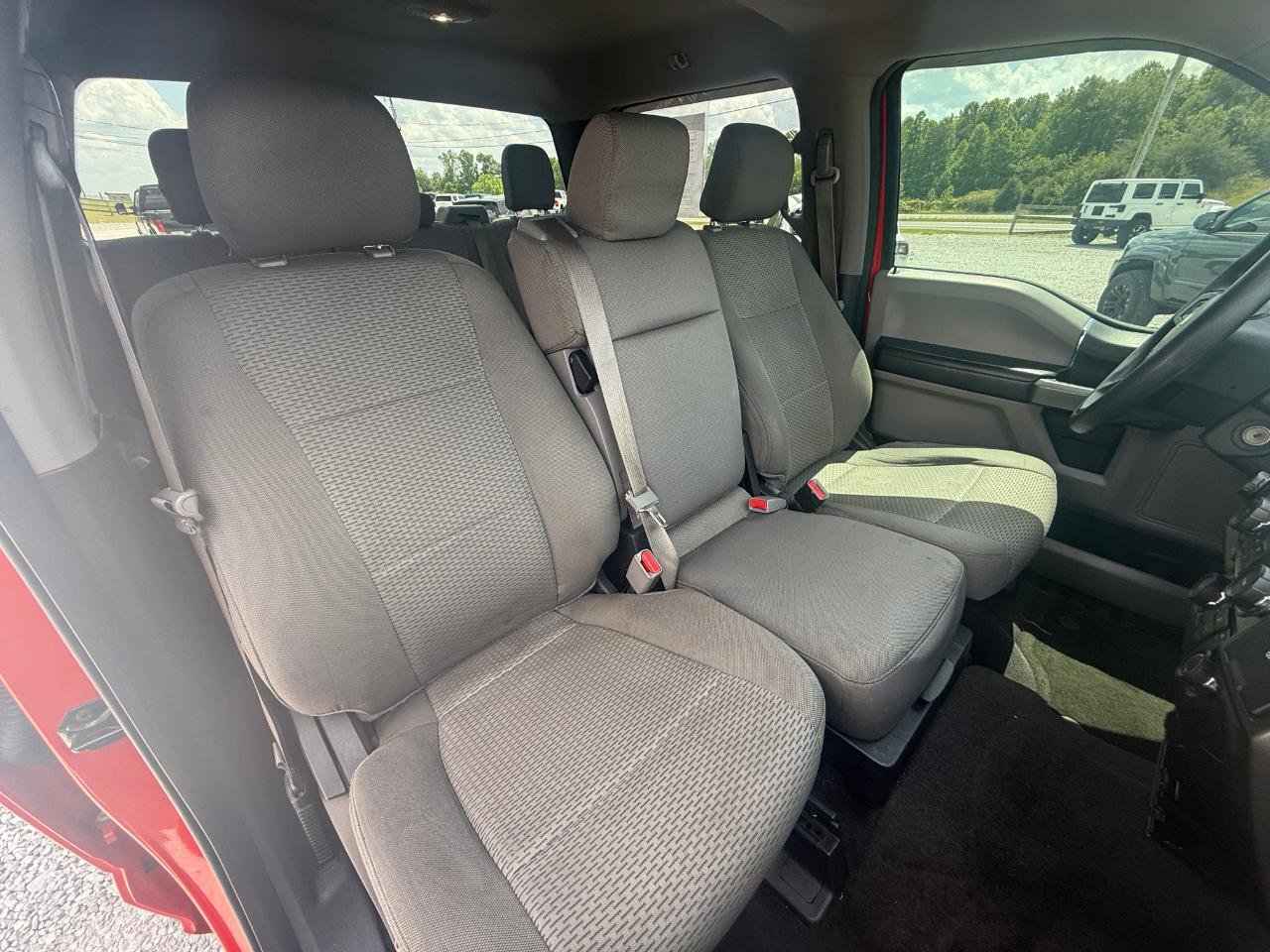 Used 2016 Ford F150 XLT AWD/4WD image 6