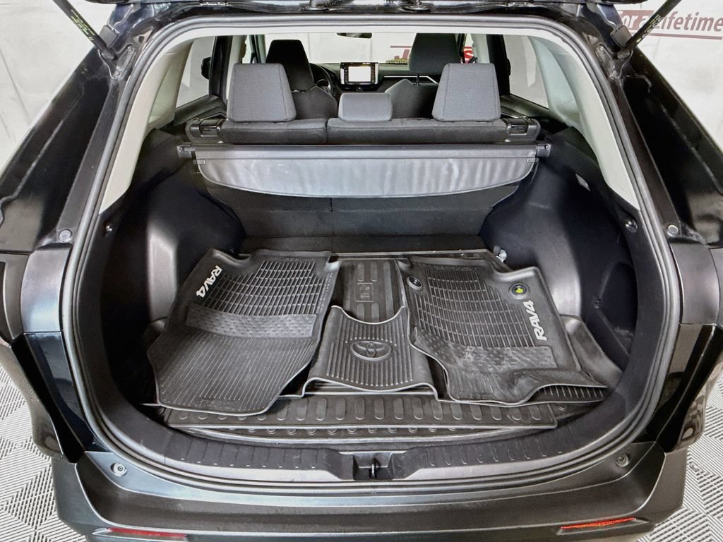 Certified 2019 Toyota RAV4 LE w/ All Weather Liner Package AWD/4WD image 27