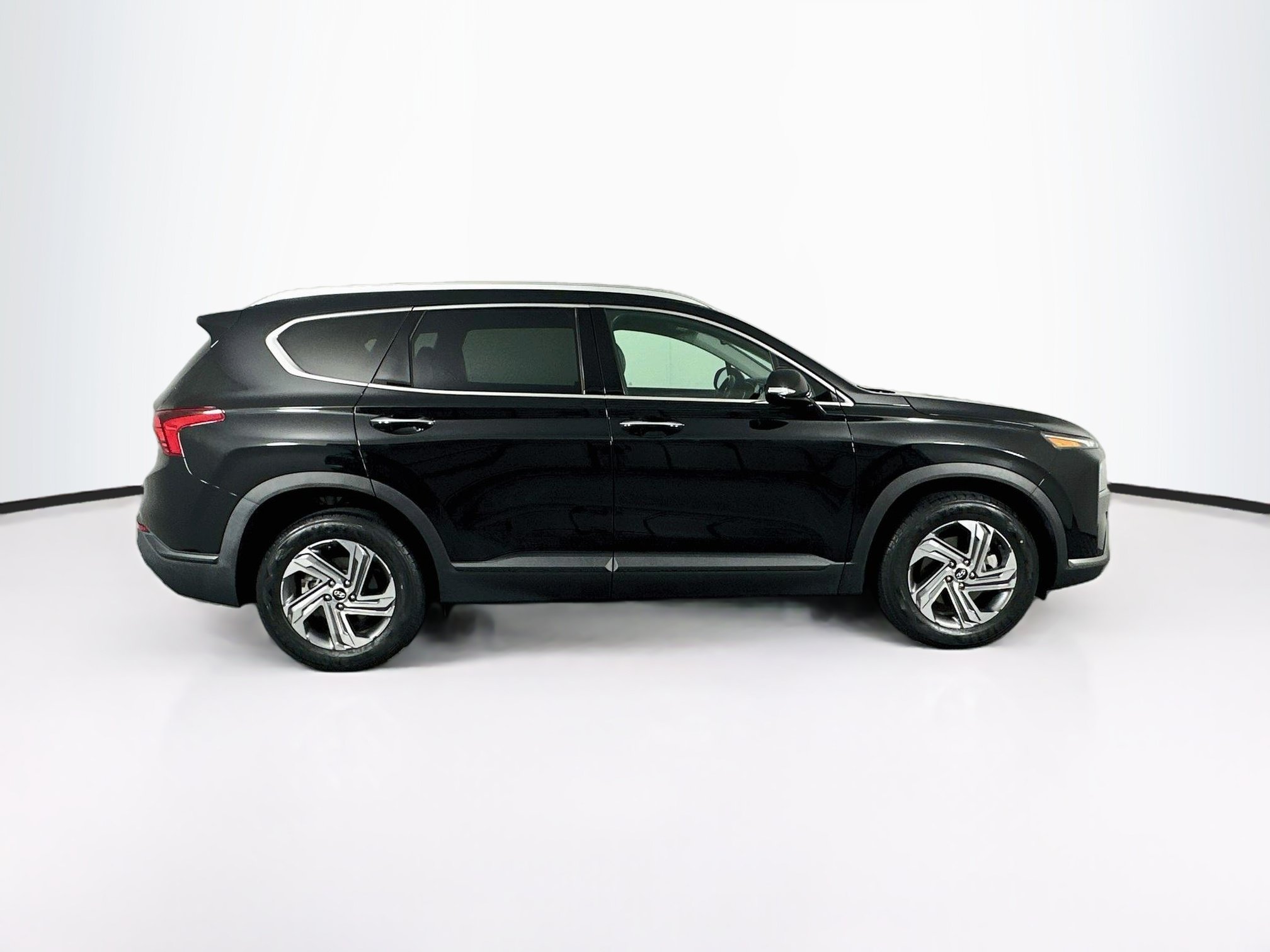 Used 2023 Hyundai Santa Fe SEL FWD image 10