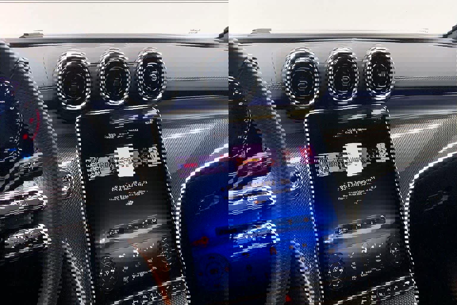 Used 2025 Mercedes-Benz C 300 Sedan image 24