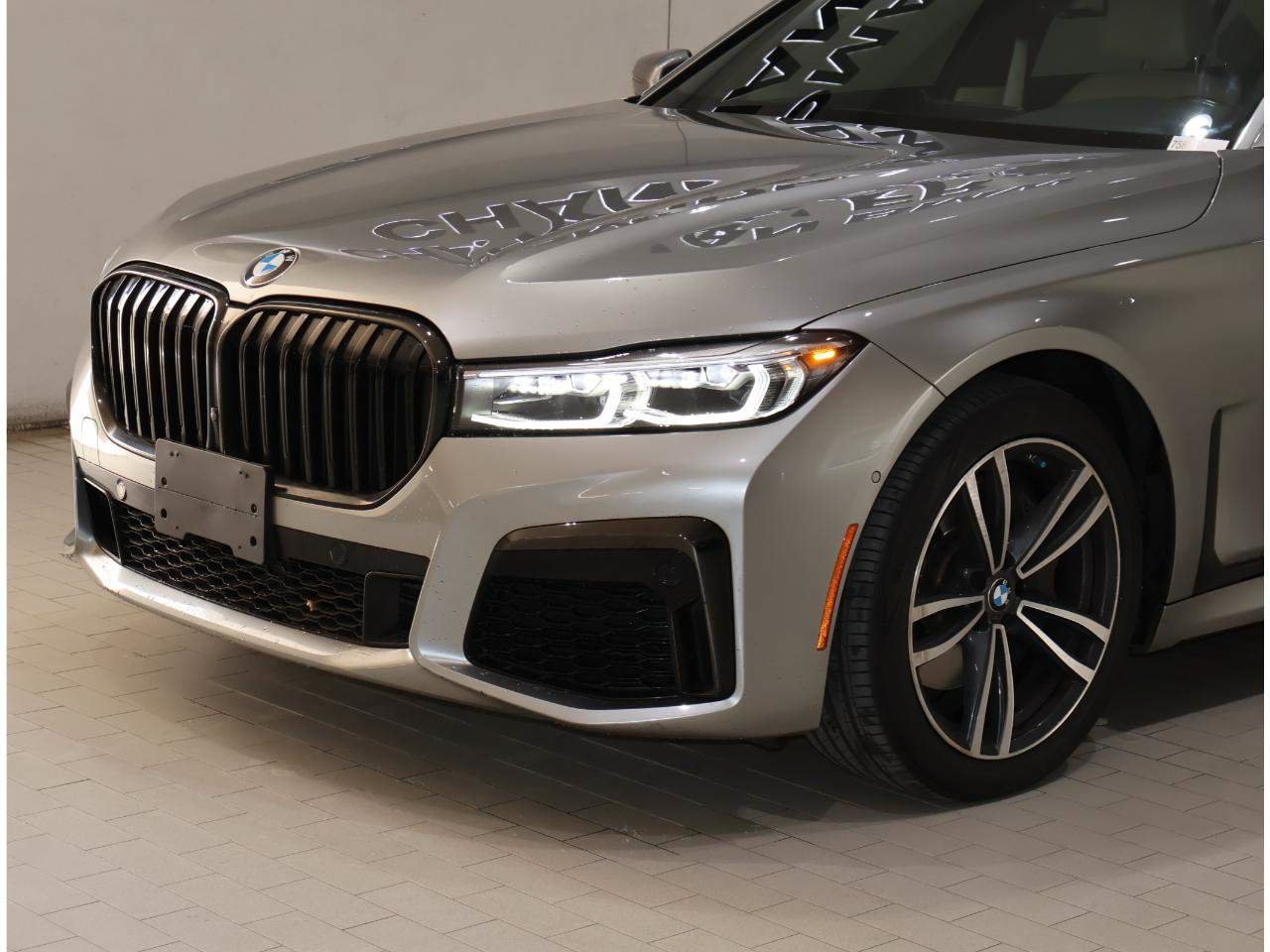 Certified 2021 BMW 740i w/ M Sport Package RWD image 2