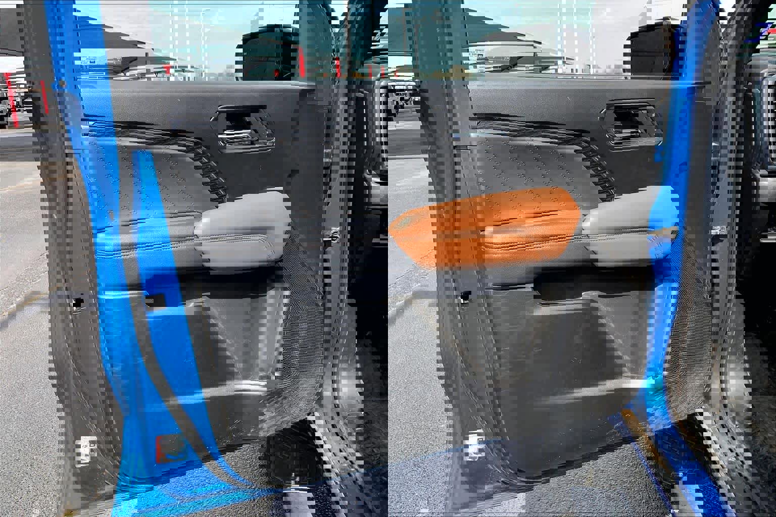 Used 2024 GMC Canyon AT4 w/ Technology Package image 22