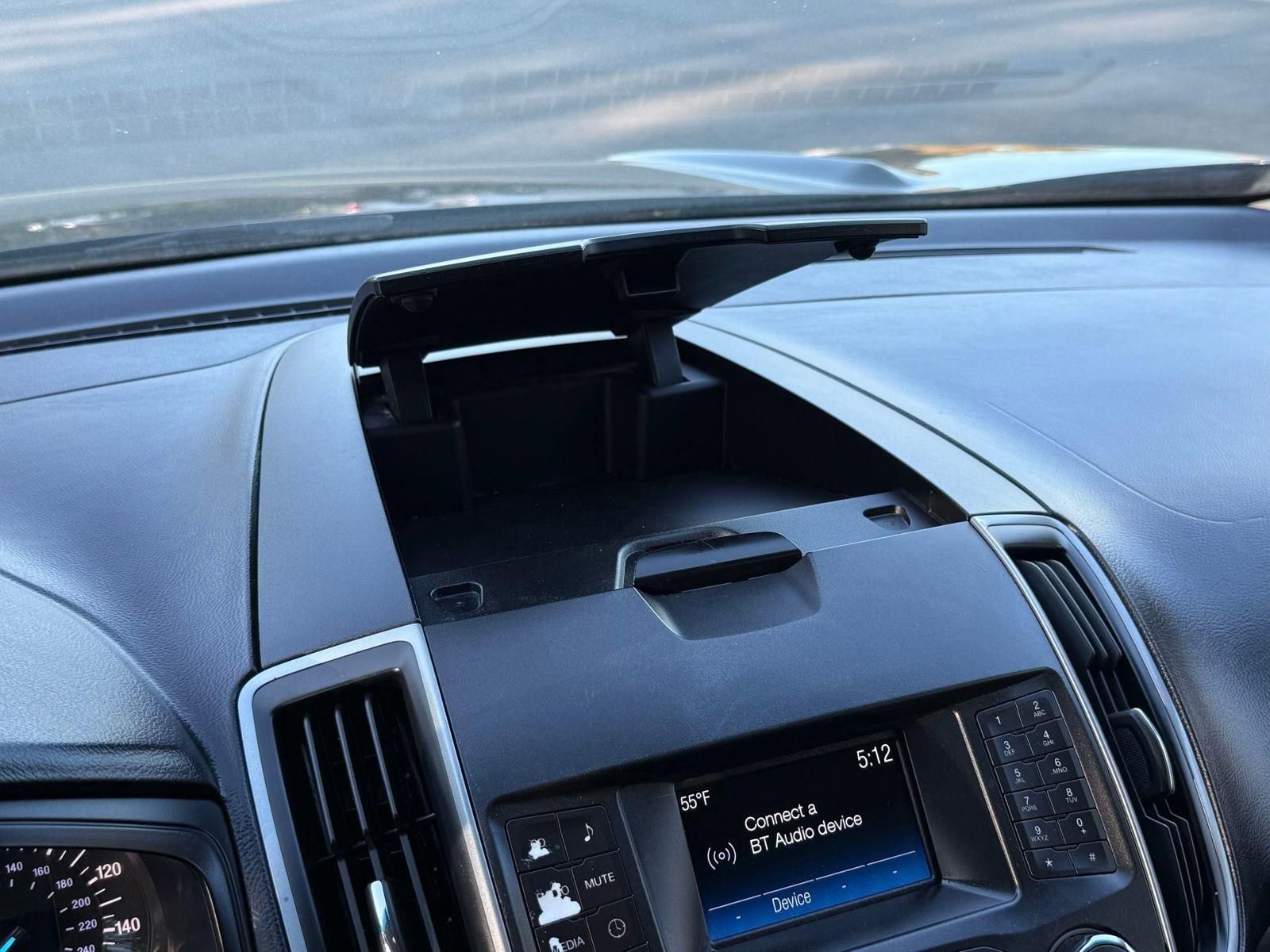 Used 2017 Ford Edge SE image 44