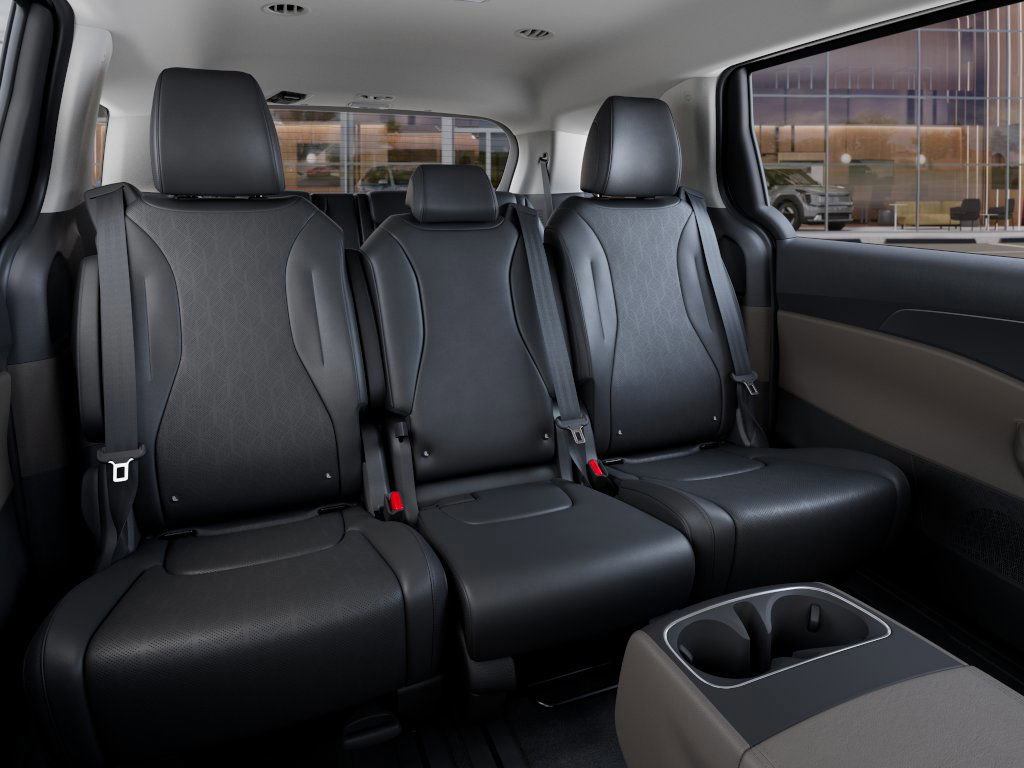 New 2025 Kia Carnival image 16