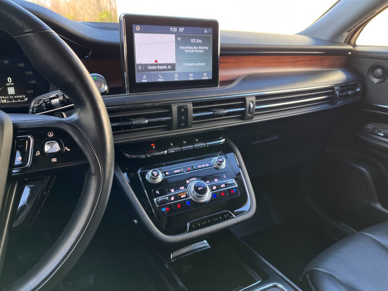 Used 2020 Lincoln Corsair Reserve w/ Equipment Group 201A image 12