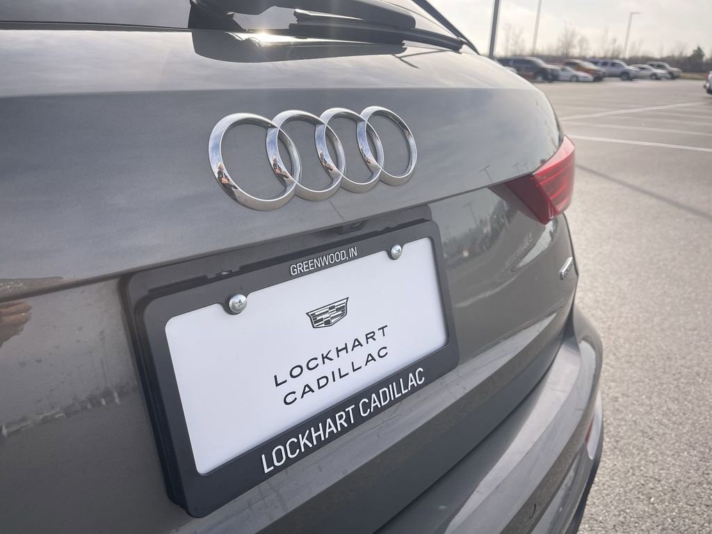 Used 2025 Audi Q3 2.0T Premium image 14
