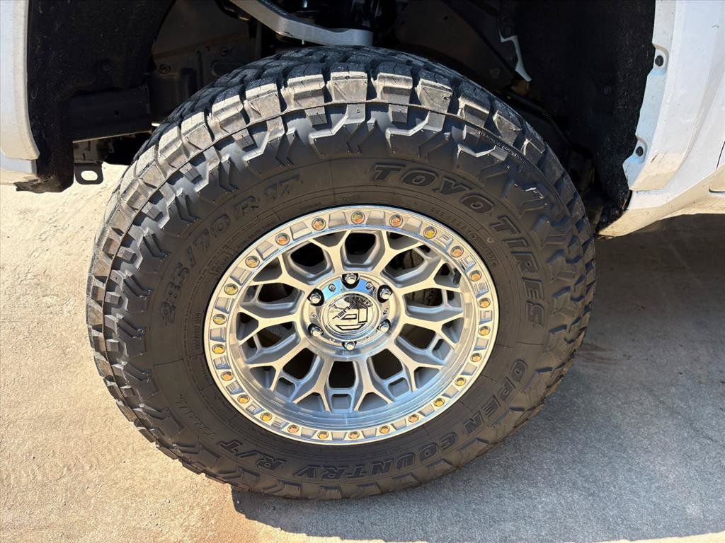 Used 2025 Toyota Tacoma TRD Sport AWD/4WD image 9
