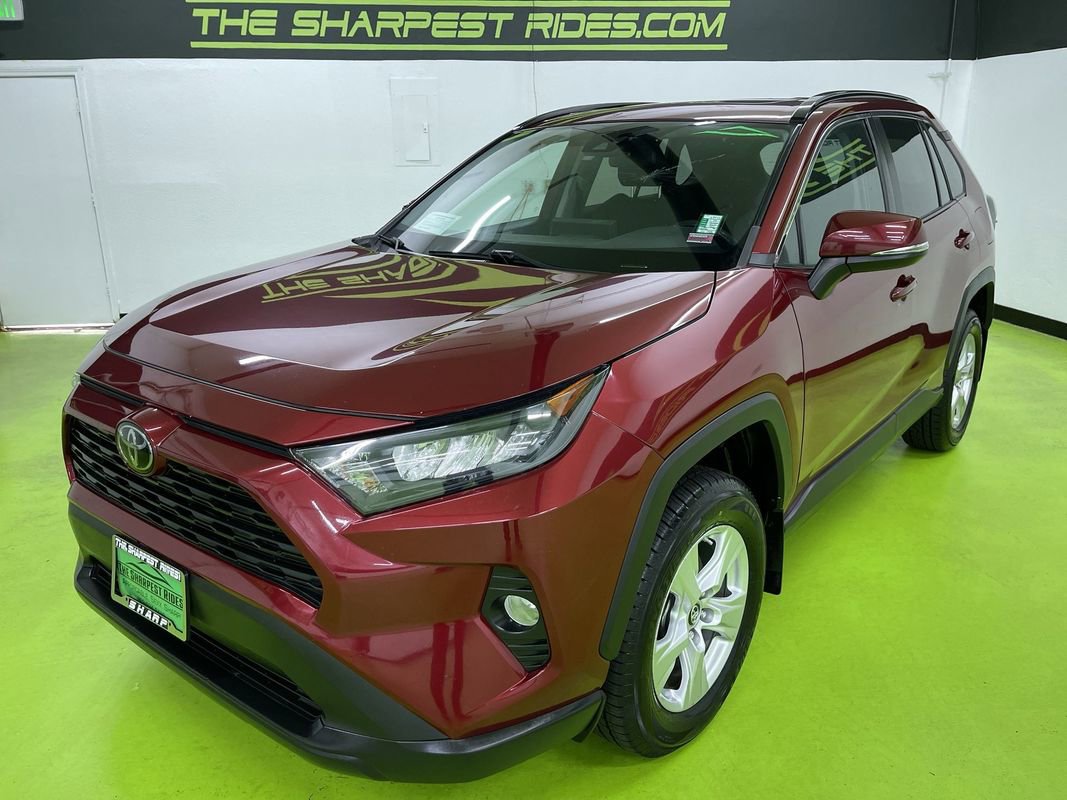 Used 2019 Toyota RAV4 XLE image 5