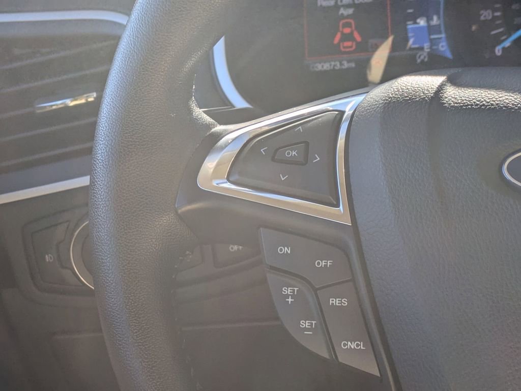 Used 2021 Ford Edge SEL w/ Convenience Package image 13