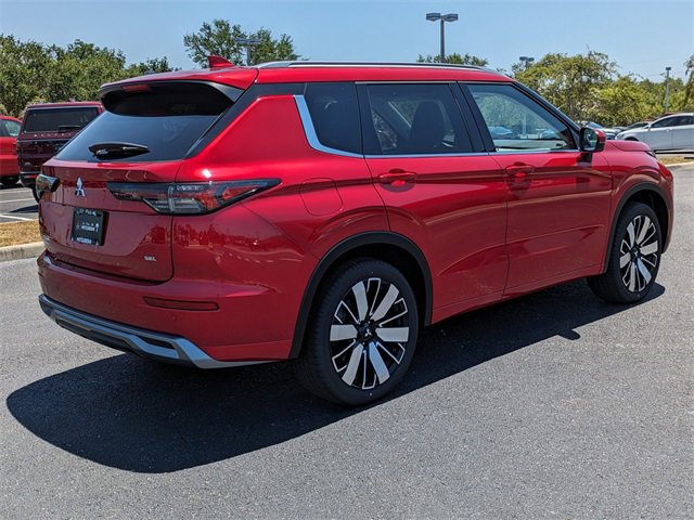 New 2025 Mitsubishi Outlander SEL image 5