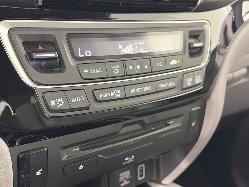 Used 2019 Honda Pilot Touring image 21