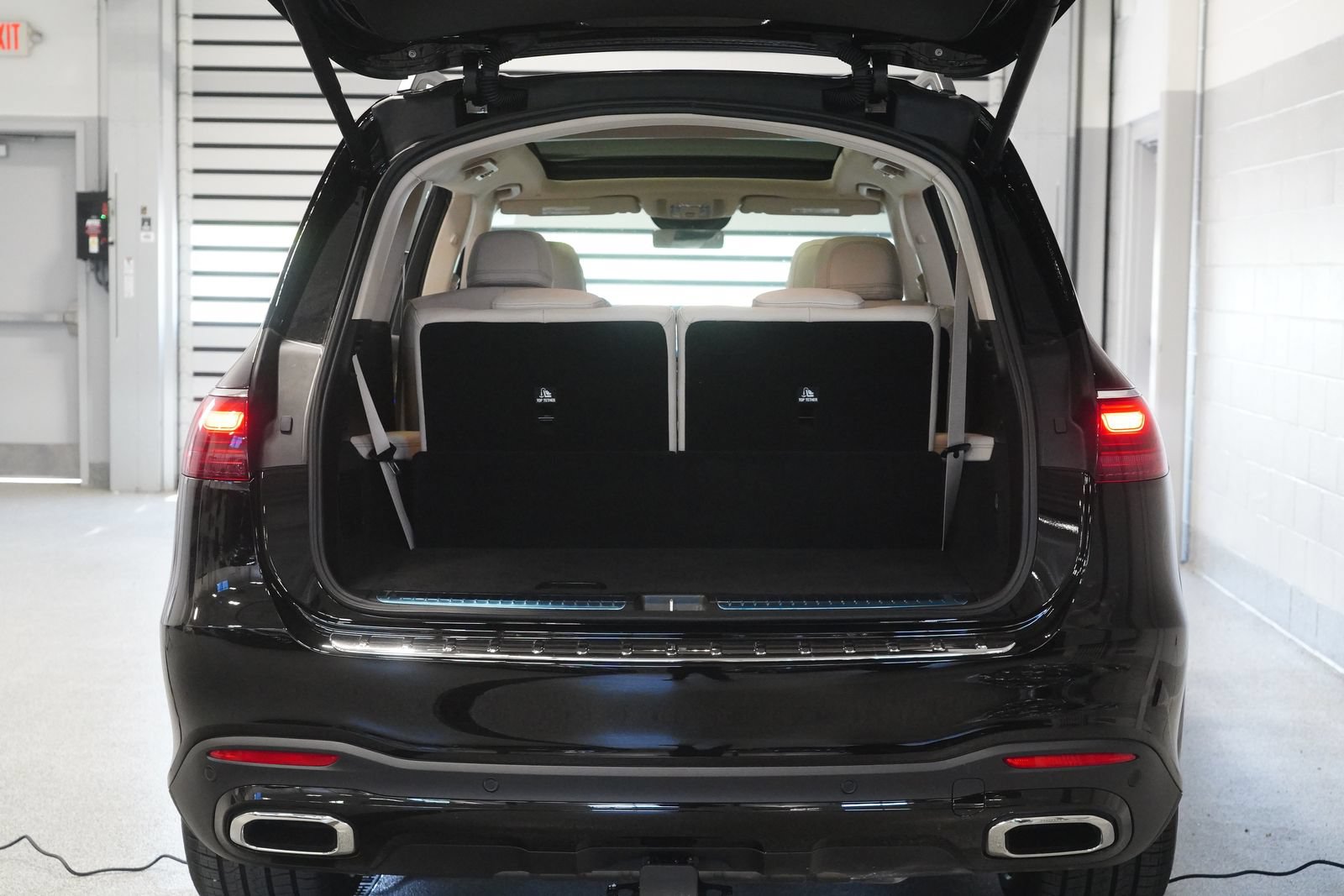 New 2026 Mercedes-Benz GLS 450 4MATIC image 34