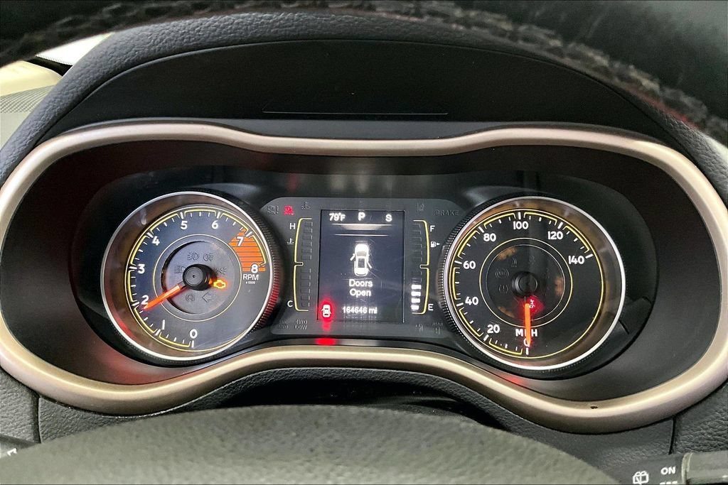 Used 2016 Jeep Cherokee Sport w/ Cold Weather Group FWD image 13