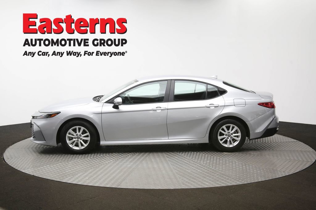 Used 2025 Toyota Camry LE image 60