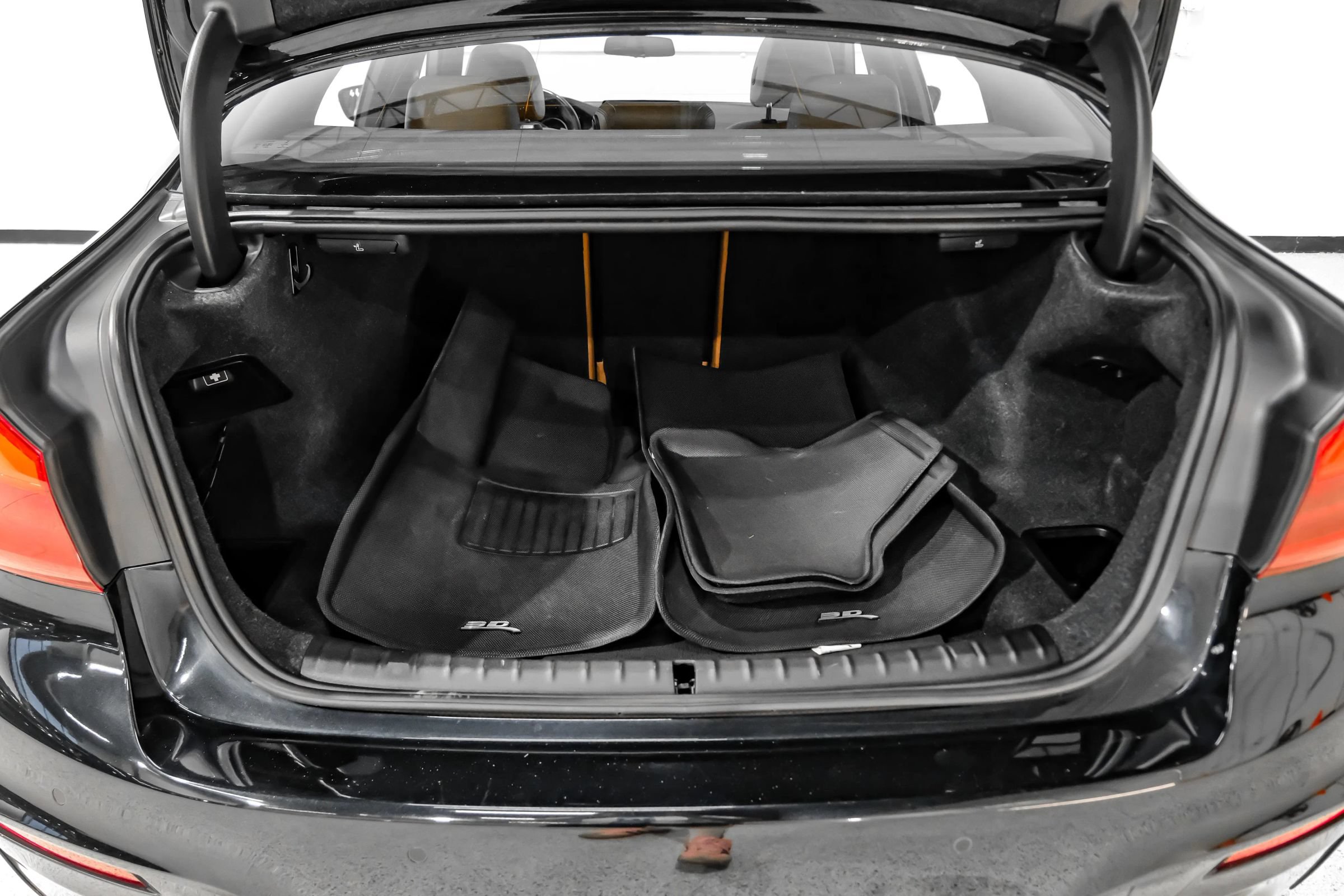 Used 2017 BMW 540i RWD image 55