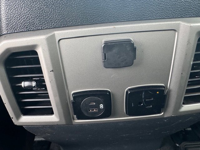 Used 2022 Ford F250 Lariat image 12