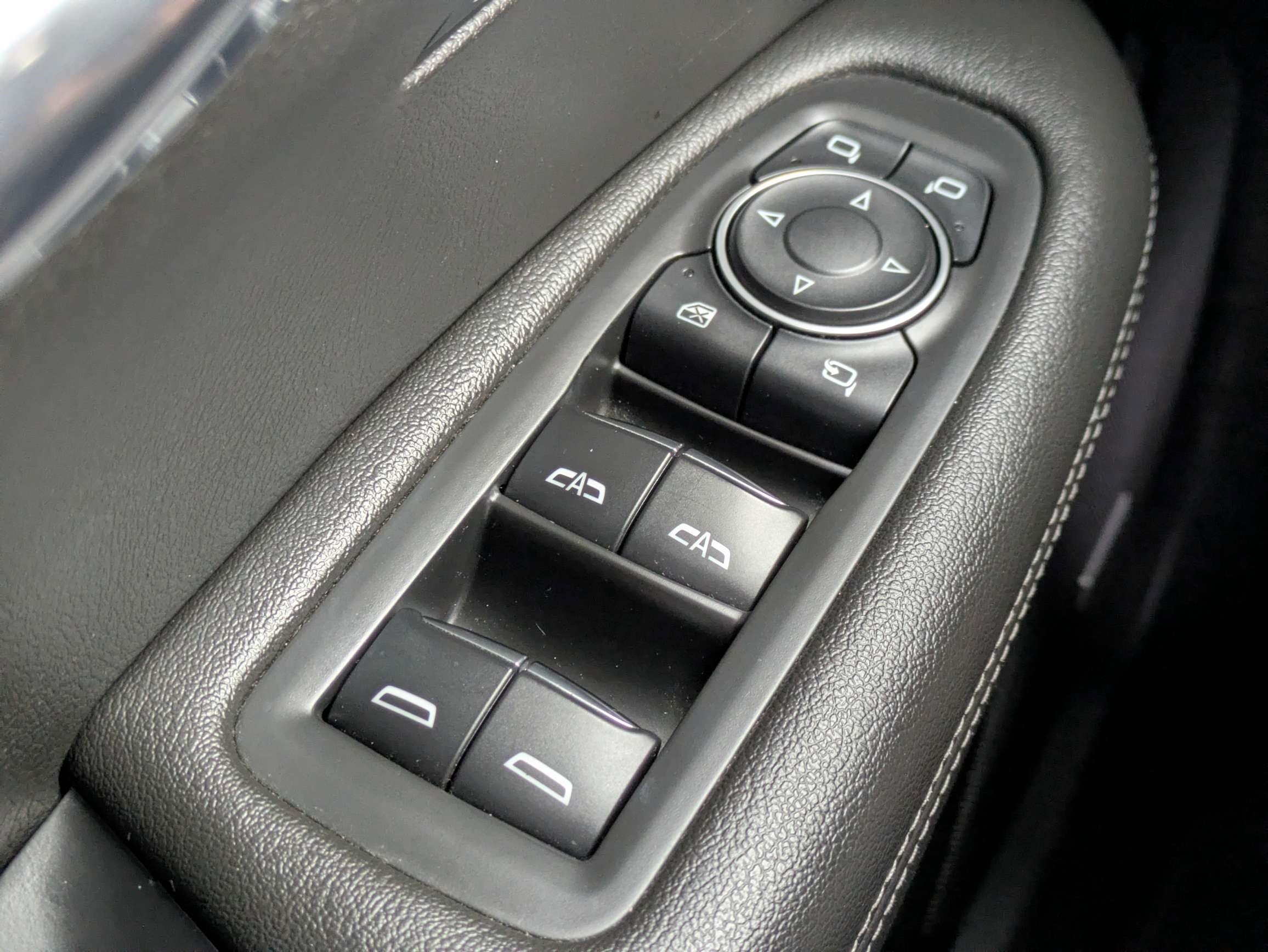 Used 2022 Cadillac XT6 Premium Luxury FWD image 25