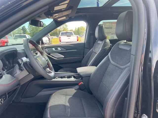 New 2025 Ford Explorer ST image 13