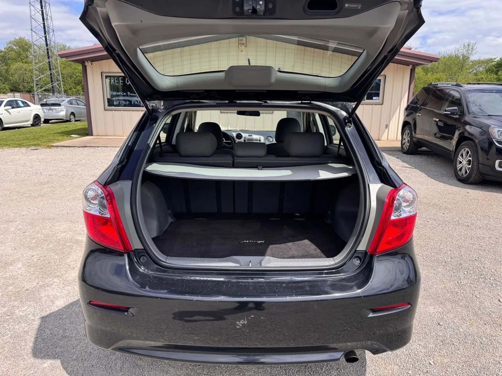 Used 2010 Toyota Matrix FWD image 13