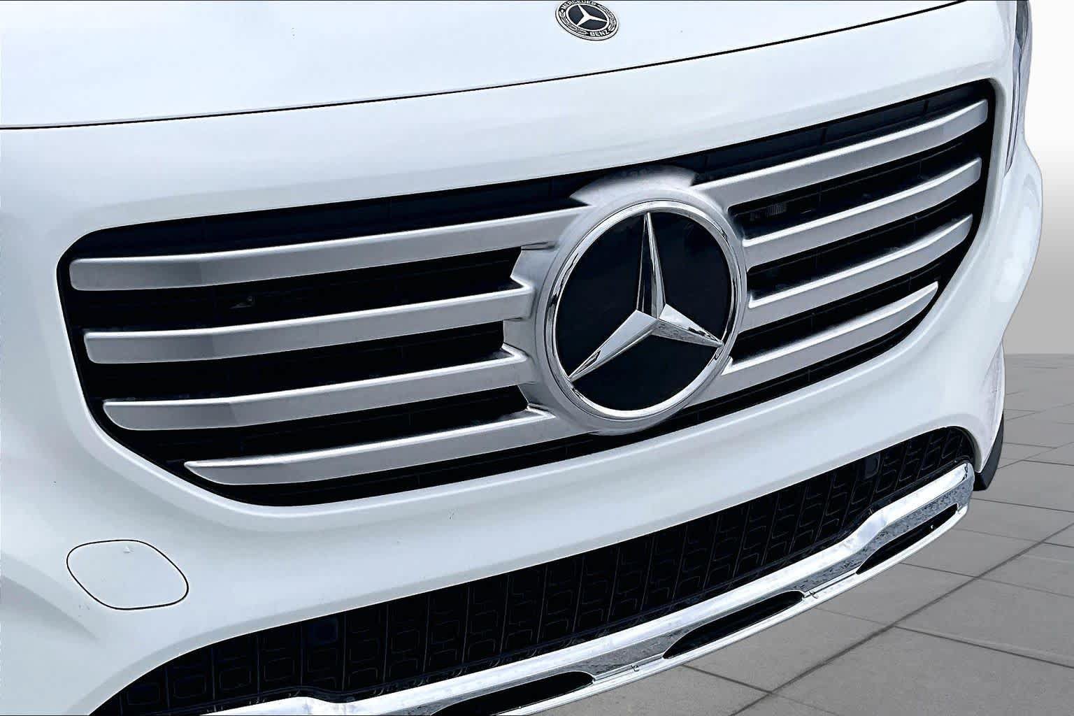 Used 2025 Mercedes-Benz GLB 250 4MATIC image 30