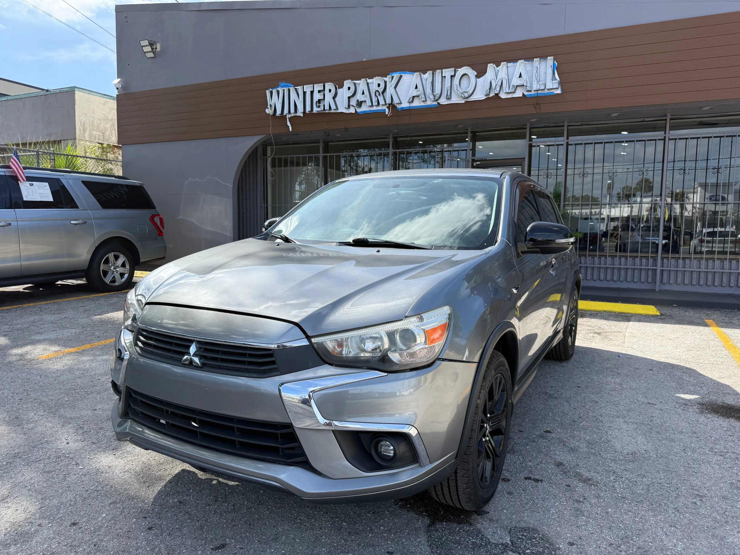 Used 2017 Mitsubishi Outlander Sport ES FWD image 1
