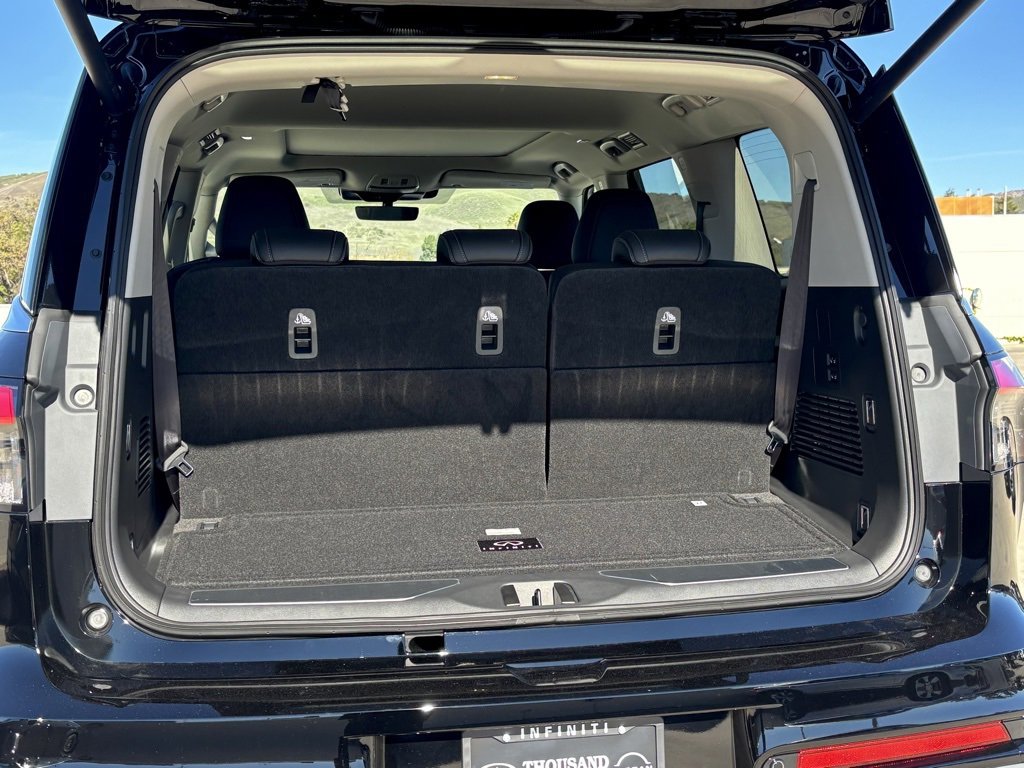 New 2026 INFINITI QX80 Pure image 24