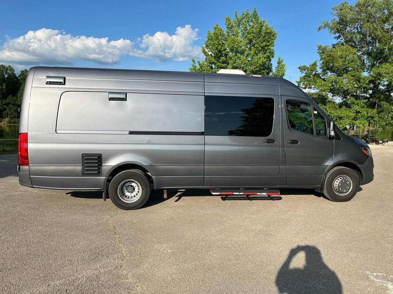 Used 2022 Mercedes-Benz Sprinter 4500 image 1