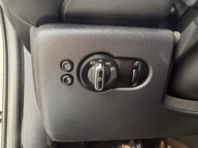 Used 2023 MINI Cooper S w/ Signature Upholstery Package image 7