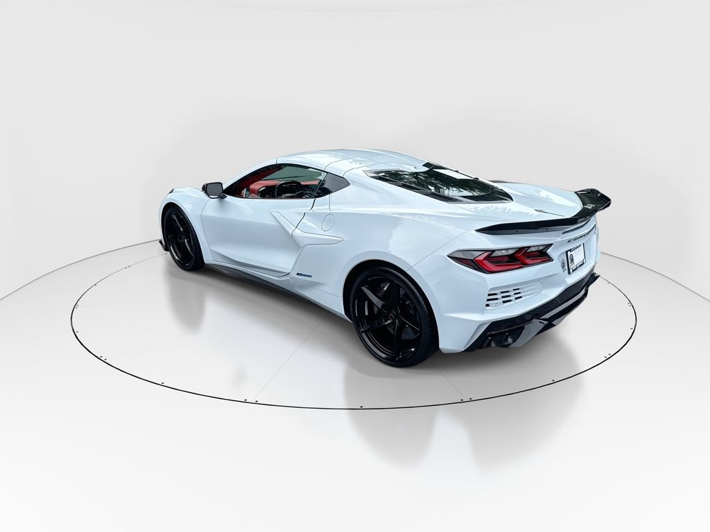 Used 2024 Chevrolet Corvette E-Ray AWD/4WD image 6