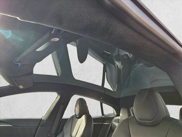 Used 2022 Tesla Model S image 11