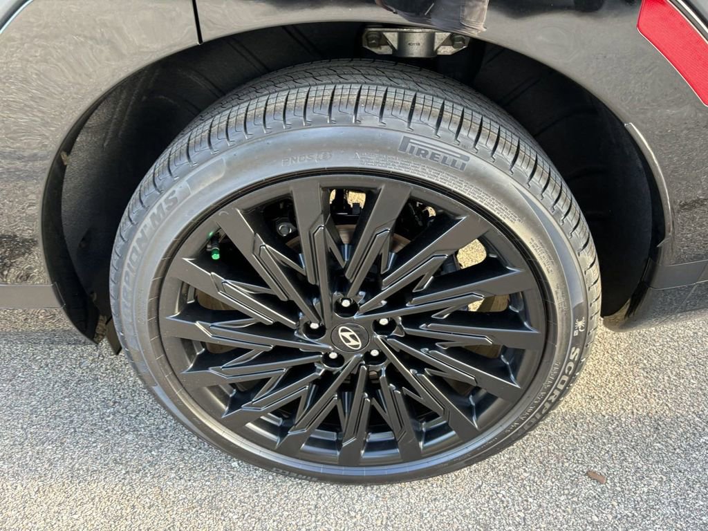 New 2025 Hyundai Santa Fe Calligraphy image 13