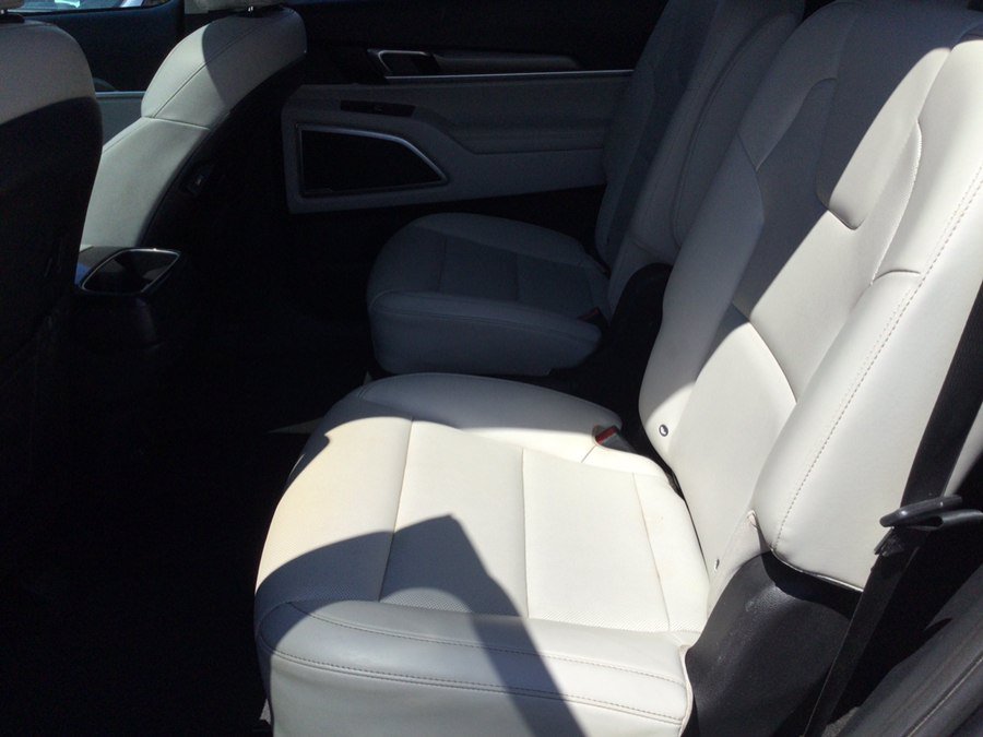 Used 2021 Kia Telluride S AWD/4WD image 23