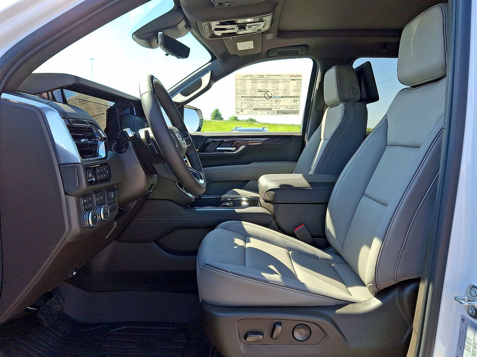 New 2026 GMC Yukon XL Elevation w/ Elevation Premium Package AWD/4WD image 14