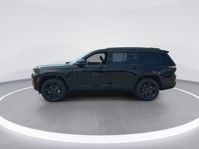 New 2026 Jeep Grand Cherokee L Limited w/ Limited Altitude Package image 4