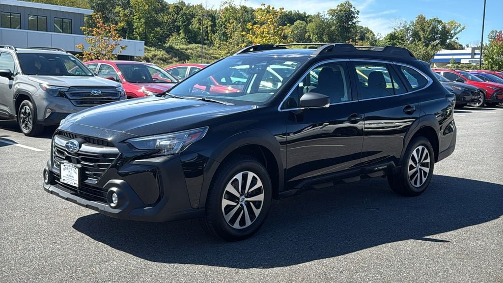 Certified 2025 Subaru Outback AWD/4WD image 3