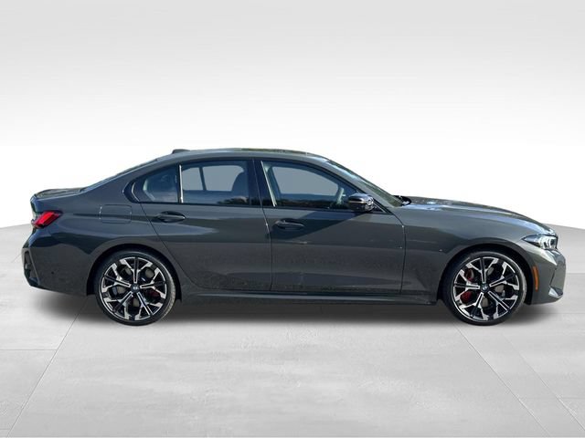 New 2026 BMW 330i xDrive Sedan w/ M Sport Package AWD/4WD image 2