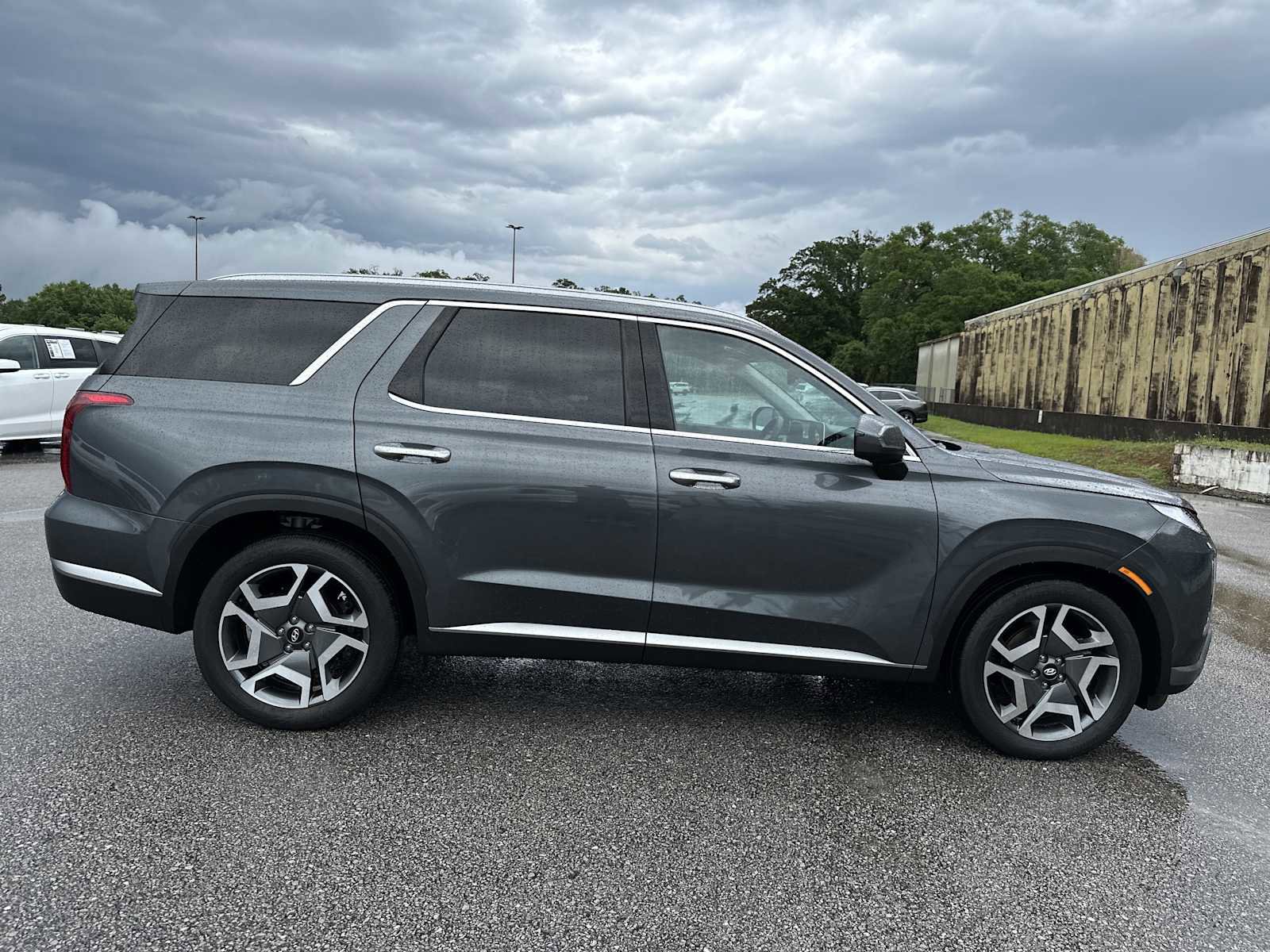 Used 2025 Hyundai Palisade SEL FWD image 10