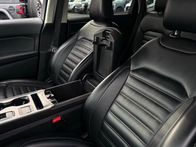 Certified 2024 Ford Edge SEL image 27
