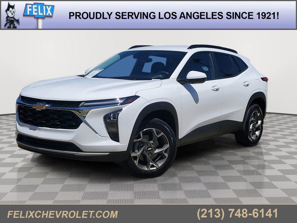 Used 2025 Chevrolet Trax LT